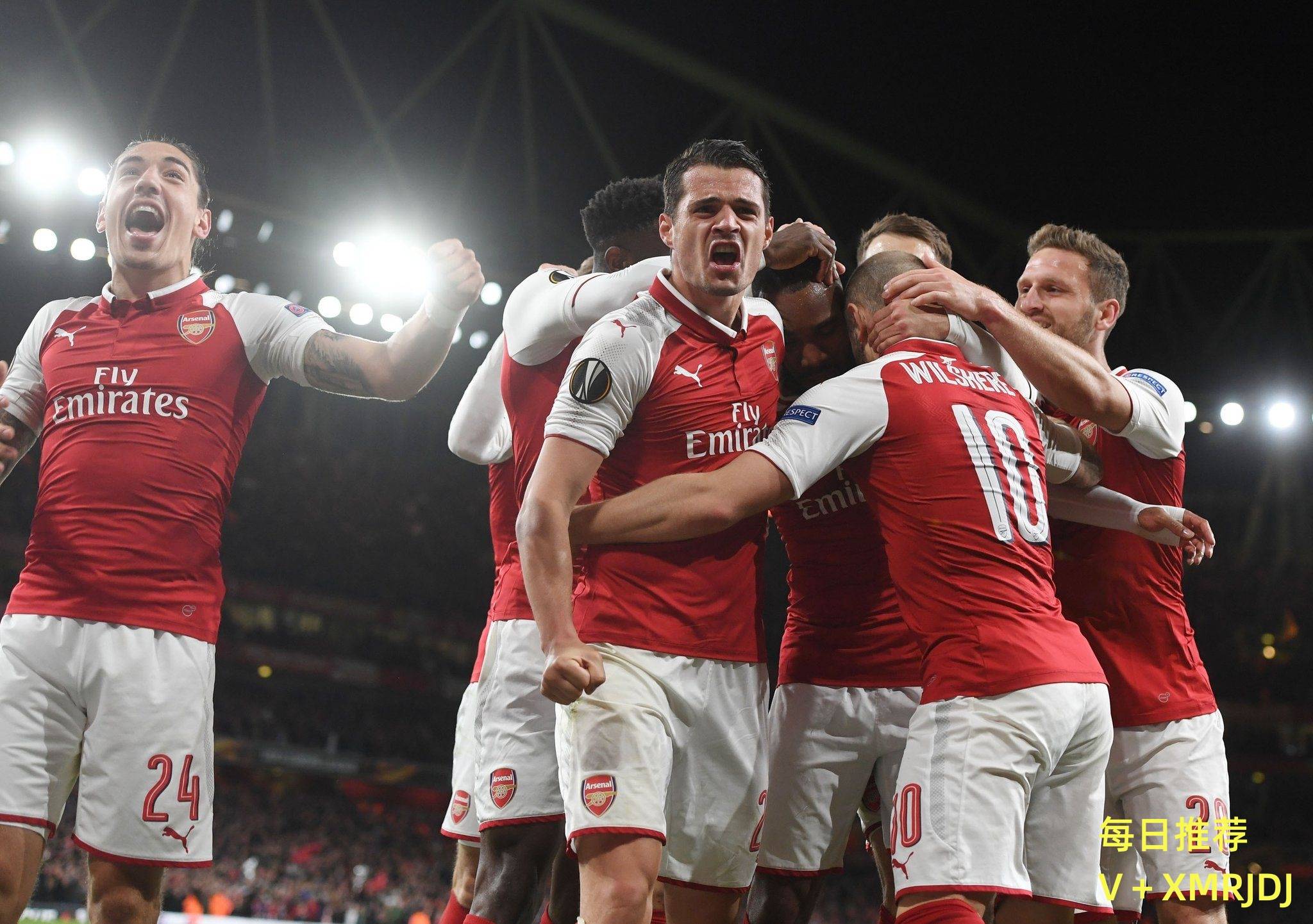 现出无与伦 现出无与伦