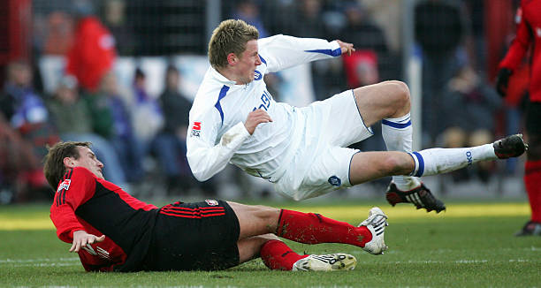 我们将拭目 我们将拭目