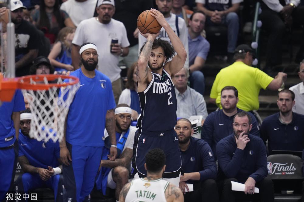 员情有独钟 员情有独钟